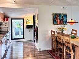 6 Person Holiday Home in Vaeggerlose