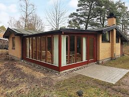 6 Person Holiday Home in Vaeggerlose