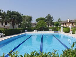 Villa in Caorle Near Spiaggia Tartaruga