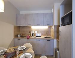Apartment in L'eclose With Mountain Views