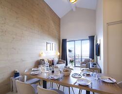 Apartment in L'eclose With Mountain Views