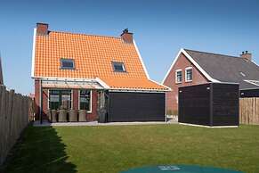 Villa in Zeeland With Outdoor Jacuzzi