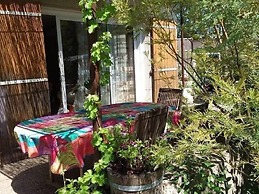 Nice Villa in Morieres-les-avignon With Pool