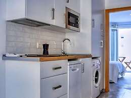Cosy Apartment With Balcony