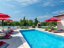 Villa Lena Comfortable Holiday Residence