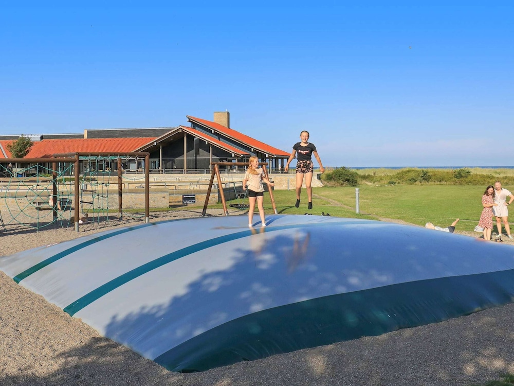 6 Person Holiday Park Home in Saeby
