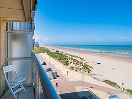 Apartment With 3 Bedrooms and sea View
