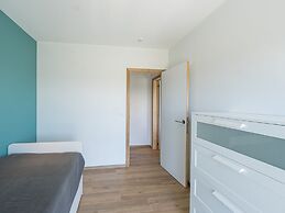 Apartment With 3 Bedrooms and sea View