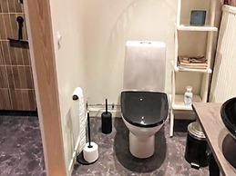 2 Person Holiday Home in Aby