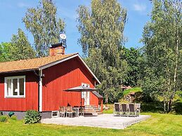2 Person Holiday Home in Aby