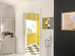 2 Person Holiday Home in Aby