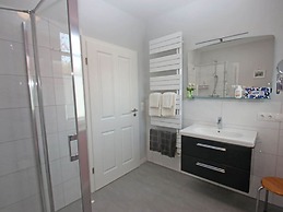 Diekkier Modern Retreat
