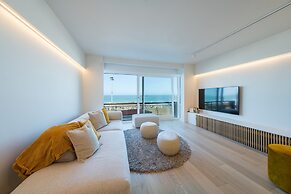 Beautiful Apartment With Direct sea View