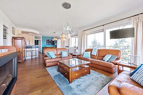 Castle Apartment With View