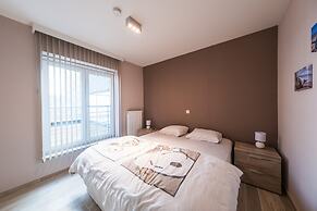 Moorea City Center Apartment