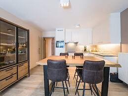 Moorea City Center Apartment