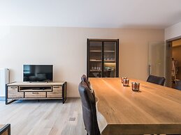 Moorea City Center Apartment