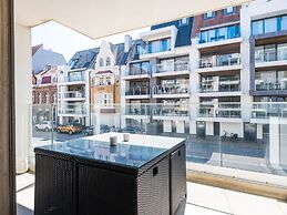 Moorea City Center Apartment