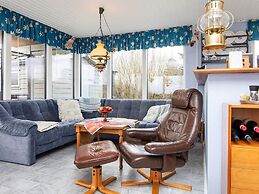 6 Person Holiday Home in Hejls