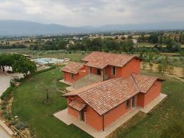 Apartment in Umbria With Infinity Pool Views