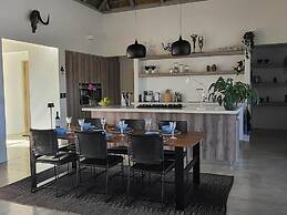Holiday Home in Hoedspruit With Private Pool
