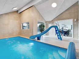 5 Star Holiday Home in Romo