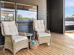 5 Star Holiday Home in Romo