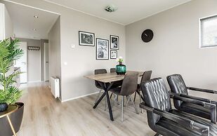 Chalet With Pond View in Gelderland