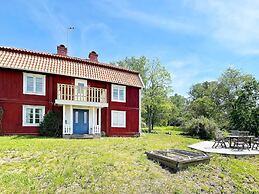 8 Person Holiday Home in Hogsby