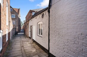 Still House