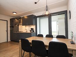 Holiday Home on Texel With Conservatory