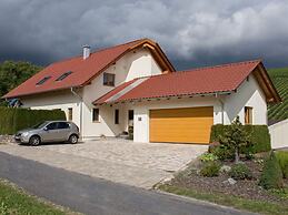 Holiday Apartment Thoma