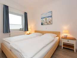 Hoppe 1 Modern Retreat