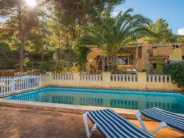 Bonavista - Villa With Pool