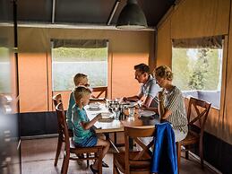 Fine Safari Tent in a Holiday Park