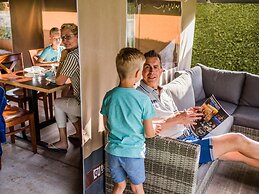 Fine Safari Tent in a Holiday Park
