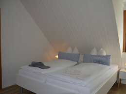 Langeness Modern Retreat