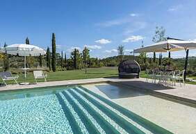 Villa Benedetto Comfortable Holiday Residence