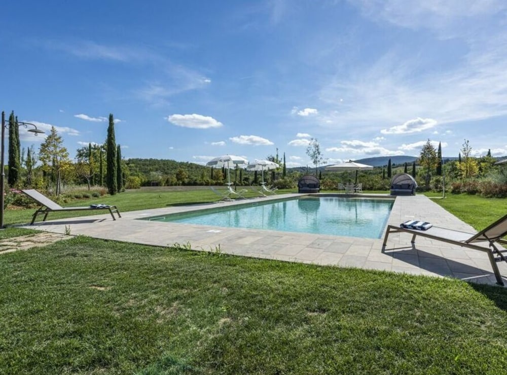 Villa Benedetto Comfortable Holiday Residence