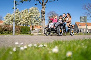 Bungalow in Renesse Near North Sea Beach