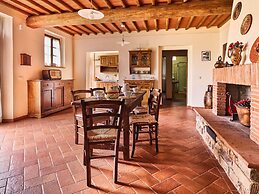 Serene Chianti Retreat