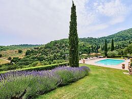 Serene Chianti Retreat