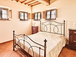Serene Chianti Retreat