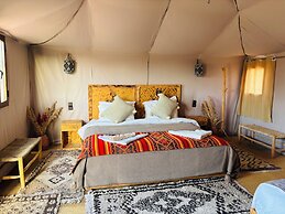 Amskou Camp