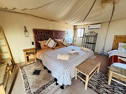 Amskou Camp