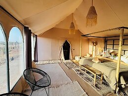 Amskou Camp
