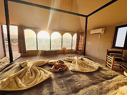 Amskou Camp