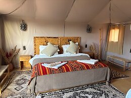 Amskou Camp