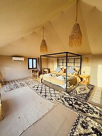 Amskou Camp