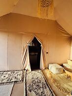 Amskou Camp